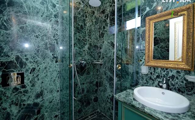 Երեք հարկանի քարե տուն Բաբայան փողոցում Արաբկիրում, 820 քմ, 3+ սանհանգույց, կապիտալ վերանորոգված