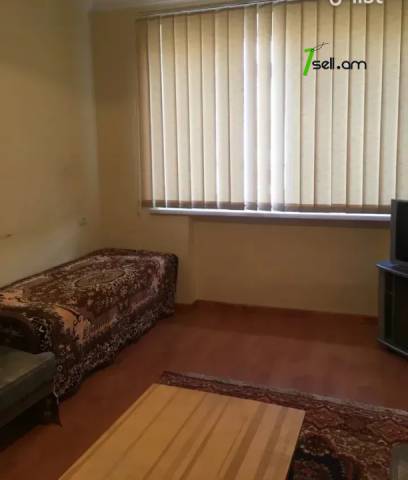 1 սենյականոց բնակարան Աշոտ Հովհաննիսյանի փողոցում, 34 քմ, 2/5 հարկ, կոսմետիկ վերանորոգում, քարե շենք