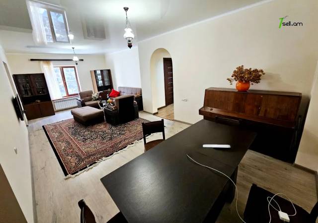 Մեկ հարկանի քարե տուն Գյուլբենկյան փողոցում Արաբկիրում, 900 ք.մ., 2 սանհանգույց, եվրովերանորոգված