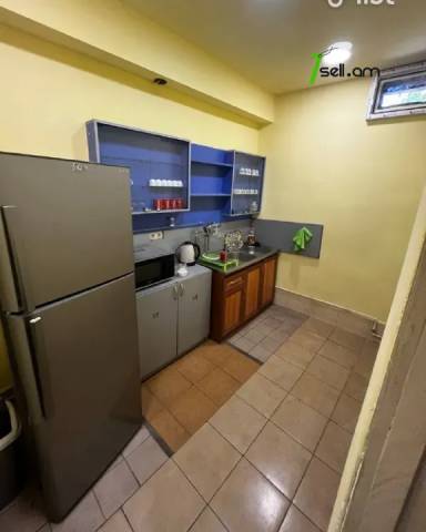 Գրասենյակային տարածք Բեկնազարյան փողոցում Աջափնյակում, 200 քմ