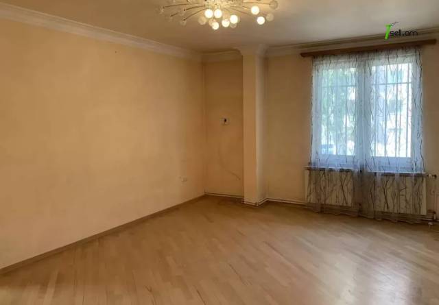 3 սենյականոց բնակարան նորակառույց շենքում Կոմիտասի պողոտայում, 70 ք.մ., 2 սանհանգույց