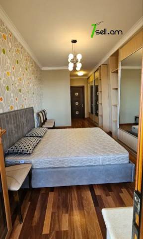 Ընդարձակ 3 սենյականոց բնակարան նորակառույց շենքում Վարդանանց փողոցում, 155 ք.մ., նախավերջին հարկ