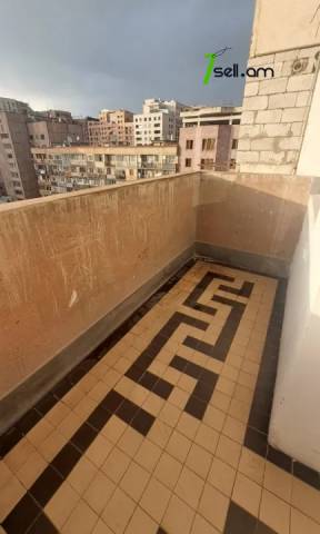 3 սենյականոց բնակարան Ամիրյան փողոցում, 85 քմ, 12/16 հարկ, մի քանի պատշգամբ, կապիտալ վերանորոգված