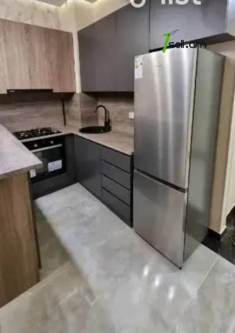 2 սենյականոց բնակարան նորակառույց շենքում Անտառային փողոցում, 50 ք.մ., բարձր առաստաղներ, 2/5 հարկ