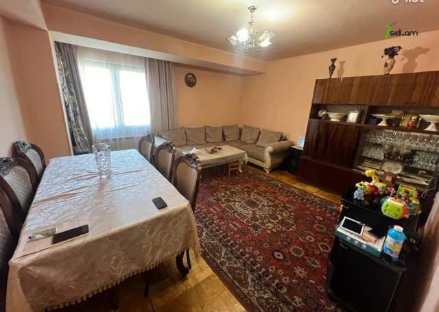 3 սենյականոց բնակարան Խաղաղ Դոնի փողոցում, 64 քմ, նախավերջին հարկ, կոսմետիկ վերանորոգում