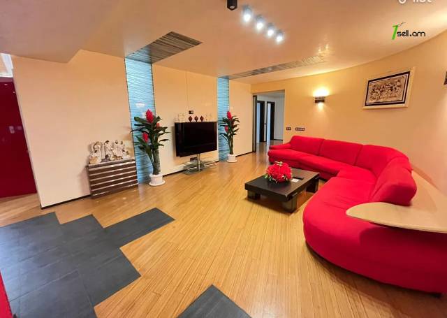 Ընդարձակ 4 սենյականոց բնակարան նորակառույց շենքում Հյուսիսային պողոտայում, 258 քմ, 5/8 հարկ