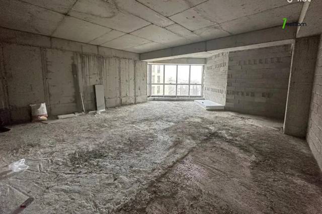 2 սենյականոց բնակարան նորակառույց շենքում Հակոբ Պարոնյանի փողոցում, 74 ք.մ., նախավերջին հարկ