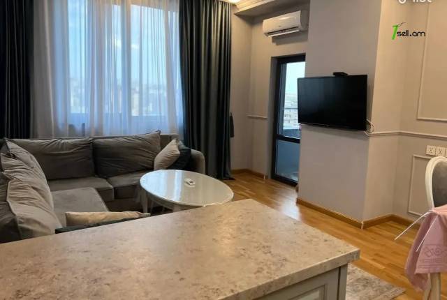 3 սենյականոց բնակարան նորակառույց շենքում Պարույր Սևակի փողոցում, 90 ք.մ., 2 սանհանգույց