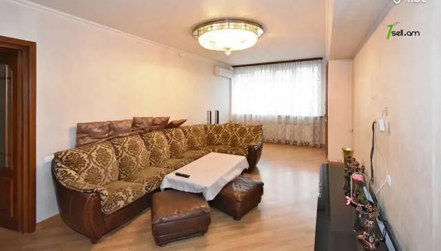 3 սենյականոց բնակարան Վաղարշ Վաղարշյան փողոցում, 83 ք.մ., 3/14 հարկ, եվրովերանորոգված