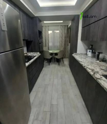 3 սենյականոց բնակարան Սարյանի փողոցում, 78 ք.մ., 5/16 հարկ, կապիտալ վերանորոգված