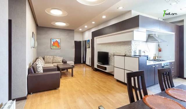 3 սենյականոց բնակարան նորակառույց շենքում Մամիկոնյանց փողոցում, 75 ք.մ., նախավերջին հարկ