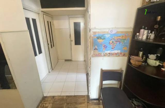 4 սենյականոց բնակարան, Մարգարյան փողոցի 2-րդ նրբանցք, 78 ք.մ., 6/9 հարկ