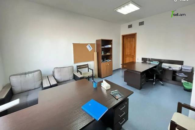 Բազմաֆունկցիոնալ գույք Պարոնյան փողոցում կենտրոնում, 95 քմ