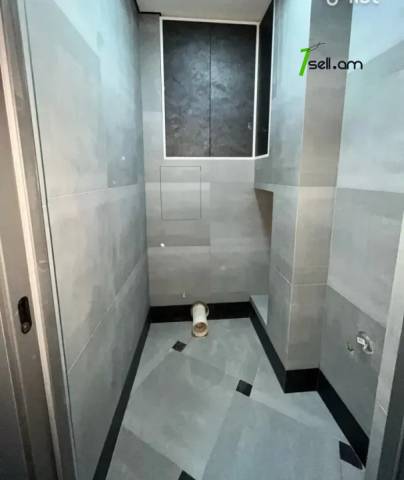 3 սենյականոց բնակարան, Նորաշեն թաղամաս, 80 քմ, 12/16 հարկ, 2 սանհանգույց, մի քանի պատշգամբ