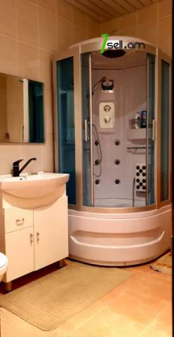 3 սենյականոց բնակարան նորակառույց շենքում, Դավթաշենի 4-րդ զանգված, 84 ք.մ., 2 սանհանգույց