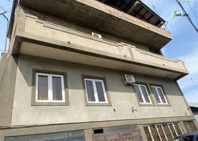 Չորս հարկանի քարե տուն Տիչինայի փողոցում Մալաթիա Սեբաստիայում, 660 քմ, 3+ սանհանգույց