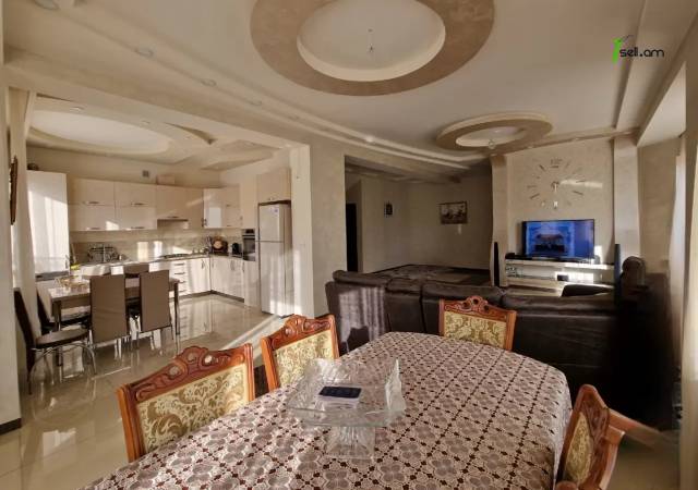 Երկու հարկանի քարե տուն, Դուրյան թաղամաս Ավանում, 500 ք.մ., 2 սանհանգույց, կապիտալ վերանորոգված