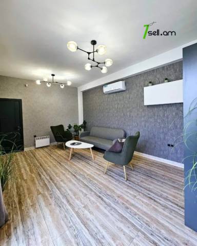 Մեկ հարկանի քարե տուն 33-րդ փողոցում Զովունիում, 240 քմ, կապիտալ վերանորոգված