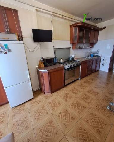 4 սենյականոց բնակարան Արշակունյաց պողոտայում, 98 ք.մ., 11/16 հարկ, կապիտալ վերանորոգված