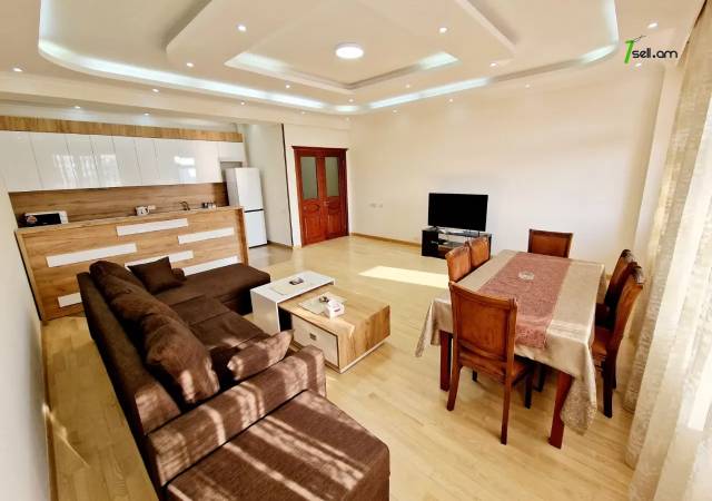 3 սենյականոց բնակարան նորակառույց շենքում Ամիրյան փողոցում, 125 ք.մ., 7/13 հարկ, 2 սանհանգույց