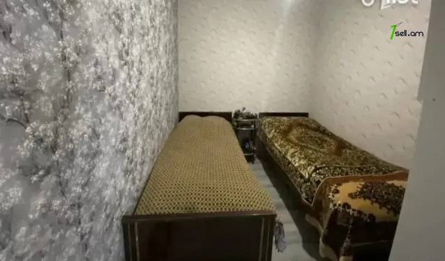 2 սենյականոց բնակարան Նիկողայոս Ադոնցի փողոցում, 42 ք.մ., նախավերջին հարկ, բարձր առաստաղներ