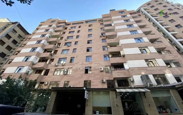 3 սենյականոց բնակարան նորակառույց շենքում Եկմալյան փողոցում, 114 քմ, 3/10 հարկ, 2 սանհանգույց