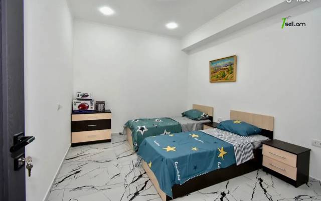 4 սենյականոց բնակարան նորակառույց շենքում, Paronyan St, 135 ք.մ., նախավերջին հարկ, 2 սանհանգույց