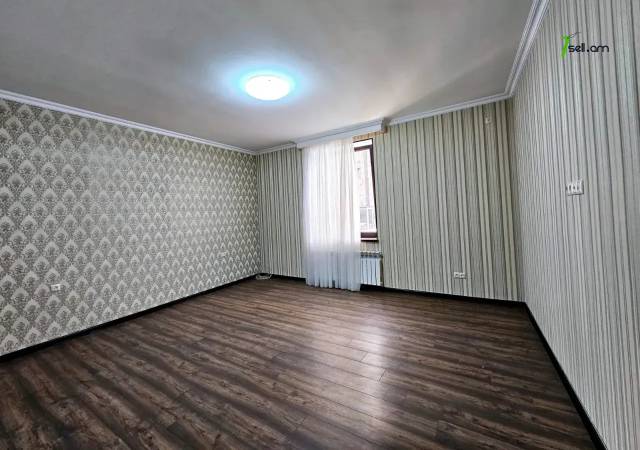 Բազմաֆունկցիոնալ գույք Մելքումովի փողոցում Աջափնյակում, 600 ք.մ.