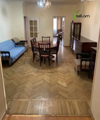 4 սենյականոց բնակարան Աբովյան փողոցում, 125 քմ, նախավերջին հարկ, կոսմետիկ վերանորոգում, քարե շենք