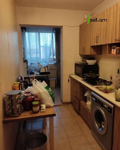 1 սենյականոց բնակարան Օհանովի փողոցում, 45 ք.մ., նախավերջին հարկ, կոսմետիկ վերանորոգում