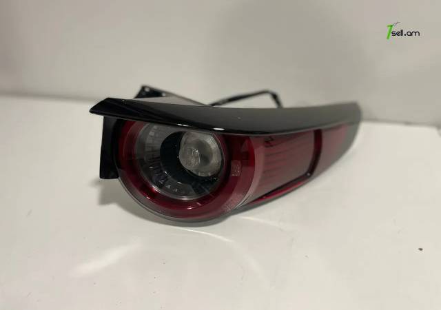 Mazda CX-30 հետևի աջ լուսարձակ (2019-2023)