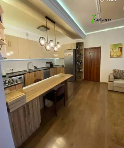 3 սենյականոց բնակարան նորակառույց շենքում Վերին Անտառային փողոցում, 100 ք.մ., 3/8 հարկ