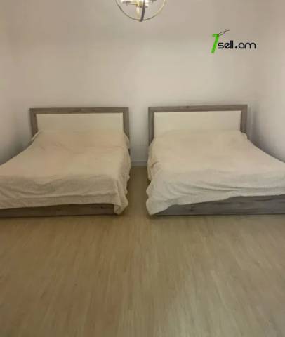 Մեկ հարկանի քարե տուն Նոր-Արեշի 46 փողոցում Էրեբունիում, 500 քմ, եվրովերանորոգված