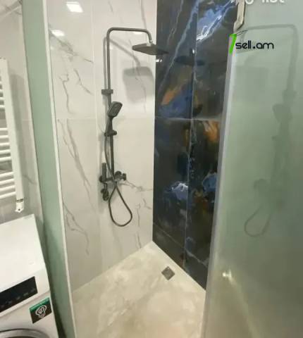 3 սենյականոց բնակարան նորակառույց շենքում Դավիթ Անհաղթի փողոցում, 113 ք.մ., 6/15 հարկ, 2 սանհանգույց