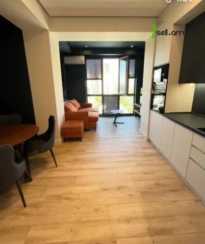 3 սենյականոց բնակարան նորակառույց շենքում Կոմիտասի պողոտայում, 55 ք.մ., 10/15 հարկ, բարձր առաստաղներ