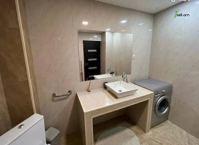 4 սենյականոց բնակարան նորակառույց շենքում Ռիգայի փողոցում, 136 ք.մ., 2 սանհանգույց, բարձր առաստաղներ