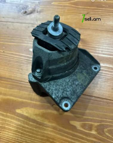 Շարժիչի բարձիկ ձախ, BMW 5 Series E60, 2008թ, Օրիգինալ պահեստամաս