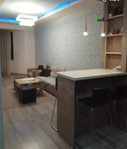 3 սենյականոց բնակարան նորակառույց շենքում Եկմալյան փողոցում, 80 ք.մ., 5/18 հարկ, բարձր առաստաղներ