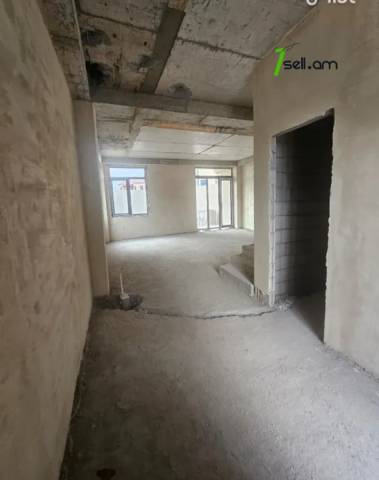 Երկու հարկանի թաունհաուզ, Գ-1 թաղամաս Աջափնյակում, 153 քմ, 2 սանհանգույց