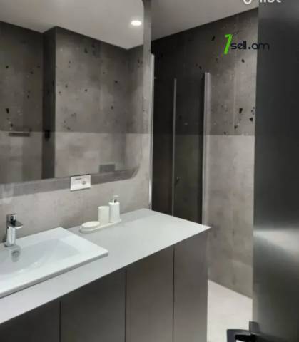 2 սենյականոց բնակարան նորակառույց շենքում Ալեք Մանուկյանի փողոցում, 49 ք.մ., բարձր առաստաղներ