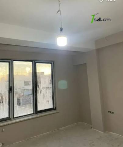 Երեք հարկանի տուն Ղափանցյան փողոցում Արաբկիրում, 160 քմ, 2 սանհանգույց