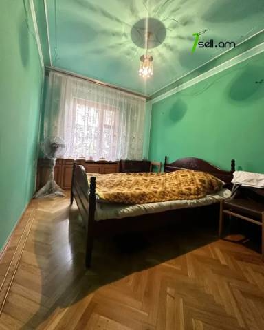 3 սենյականոց բնակարան Վարդանանց փողոցում, 77 ք.մ., 3/9 հարկ, եվրովերանորոգված