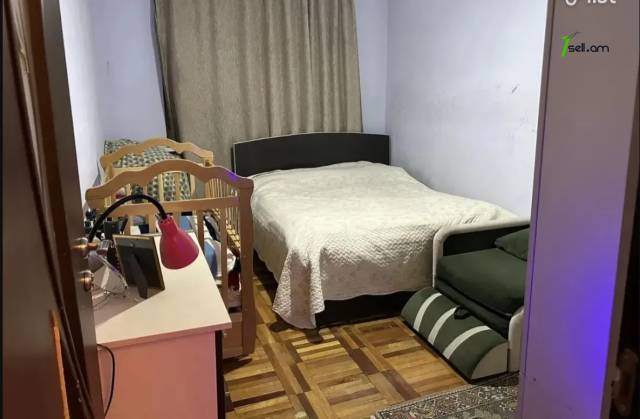 3 սենյականոց բնակարան Մինսկի փողոցում, 78 քմ, 5/9 հարկ, կապիտալ վերանորոգված