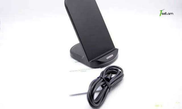 Ամանորյա նվեր Անլար լիցքավորիչ Ugreen Qi Desktop Wireless Charging անլար Беспроводное зарядное устройство