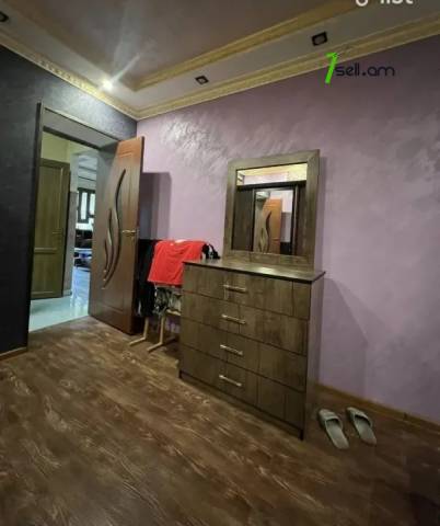 3 սենյականոց բնակարան Արշակունյաց պողոտայում, 62 քմ, 3/5 հարկ, կապիտալ վերանորոգված, քարե շենք