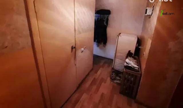 1 սենյականոց բնակարան Նիկողայոս Տիգրանյան փողոցում, 42 քմ, նախավերջին հարկ, քարե շենք