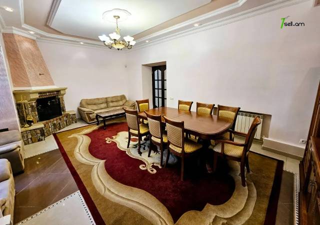 Երկու հարկանի քարե տուն Սևաստոպոլյան փողոցում Արաբկիրում, 572 ք.մ., 3+ սանհանգույց