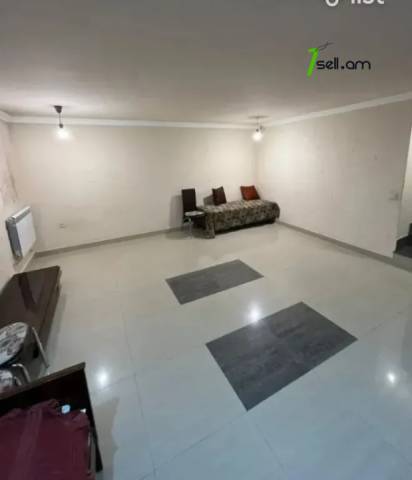 3 սենյականոց բնակարան Թոթովենցի փողոցում, 120 ք.մ., 1/5 հարկ, 2 սանհանգույց, եվրովերանորոգված