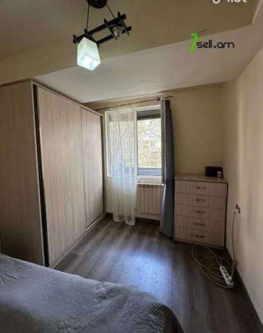 3 սենյականոց բնակարան Թումանյան փողոցում, 71 ք.մ., 3/12 հարկ, մասնակի վերանորոգում