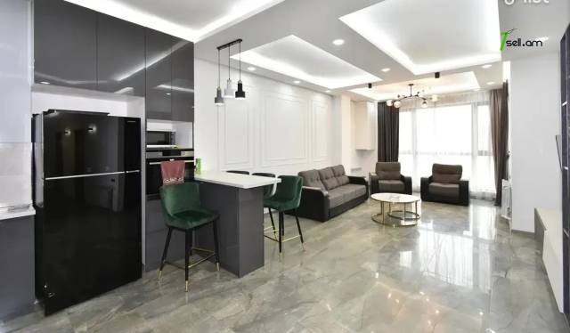 4 սենյականոց բնակարան նորակառույց շենքում Էրեբունու փողոցում, 118 ք.մ., 13/16 հարկ, 2 սանհանգույց